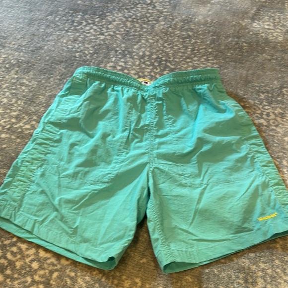 WEEKENDER MENS SWIM TRUNKS SIZE M - Picture 2 of 11